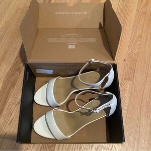 White heels. Size 8.